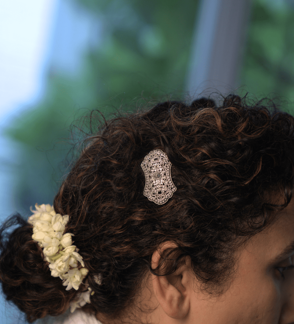 Untitled (980 x 1080 px) (58) Timeless Silver Knot Pin - Image 1