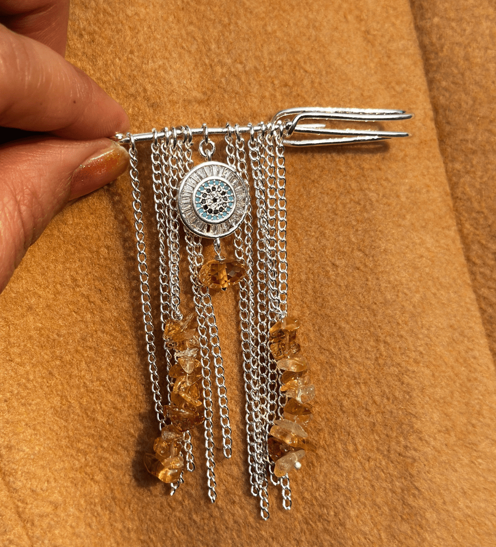 Untitled (980 x 1080 px) (98) Veil of Protection Brooch - Image 1